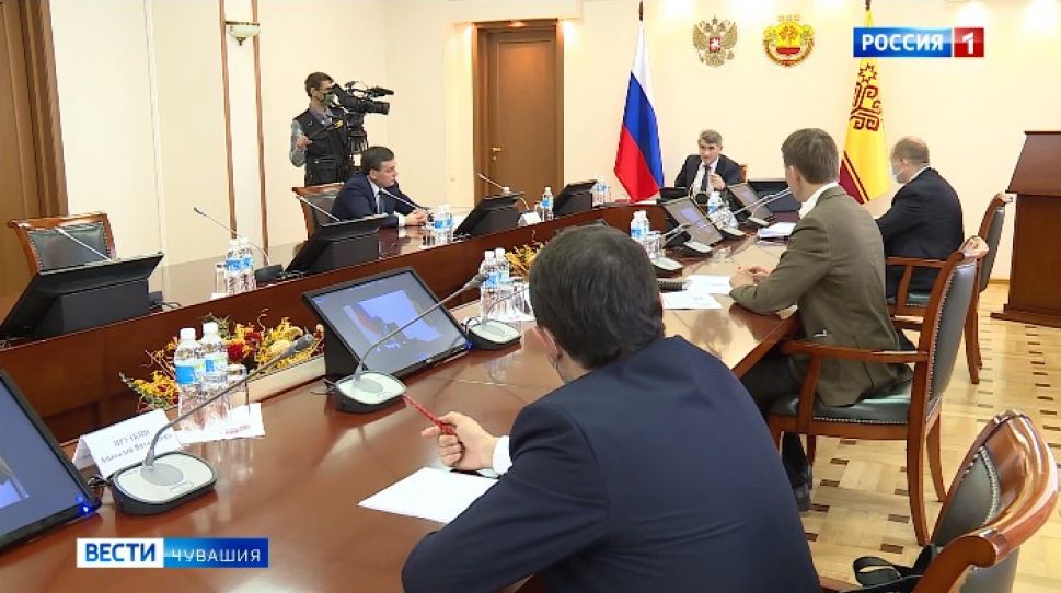 Олег Николаев потребовал принять кардинальные решения по развитию бизнеса в Чувашии