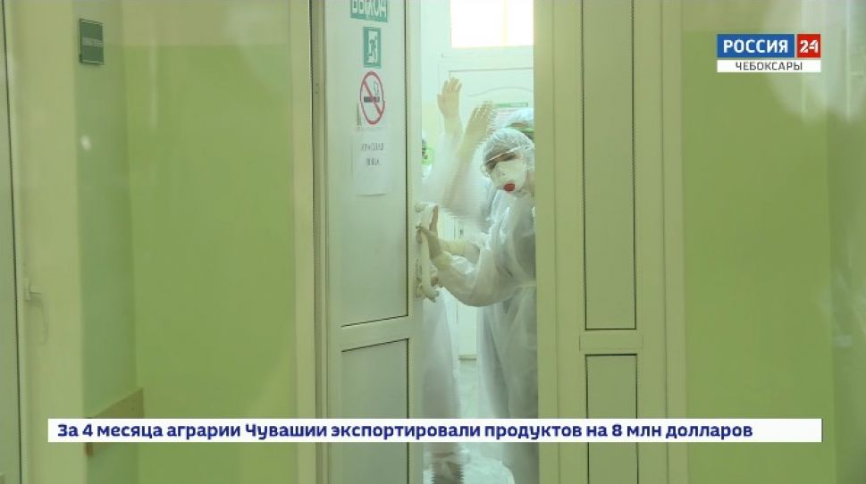 Чебоксарские студенты-медики борются с COVID-19