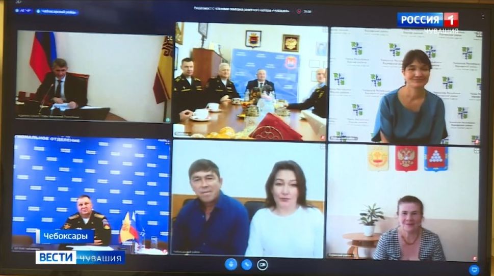 Олег Николаев провел ВКС с Героями России