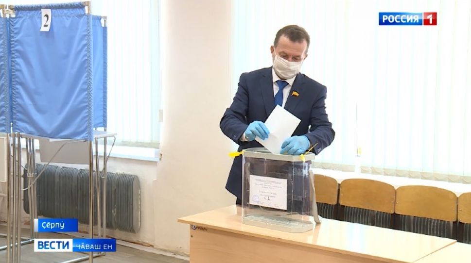 Раҫҫей Конституцине улшӑнусем кӗртес тӗлӗшпе йӗркеленӗ сасӑлав Чӑваш Енре малалла пырать