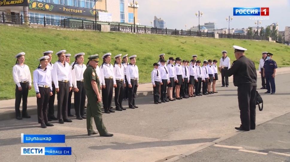 Паян тӗп хулана пулас музей - "Чебоксары" карап килсе ҫитмелле
