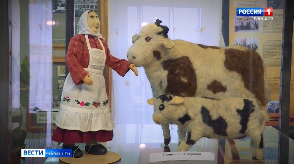 Ун ӗҫӗсем умӗнче ачасем те, ҫитӗннисем те чылайччен чарӑнса тӑратчӗҫ