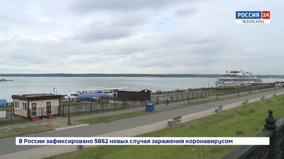 В Чебоксарах студенты-экологи отправились в "Речной дозор"