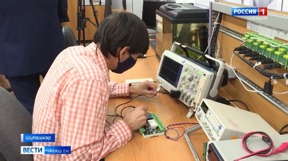 Республикӑра пӗчӗк тата вӑтам предпринимательствӑна пулӑшмалли майсене тӗпрен улӑштармалла