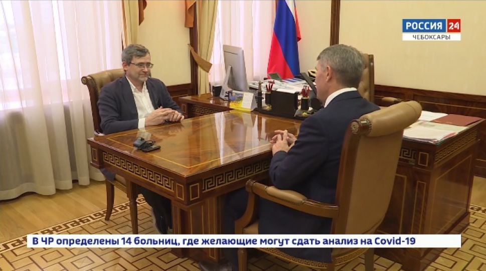 Олег Николаев принял руководителя Всероссийского центра изучения общественного мнения