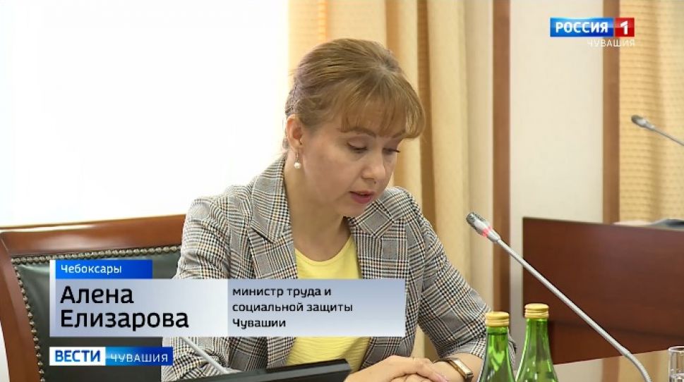 В Чувашии семьям с пятью и более детьми увеличат пособие