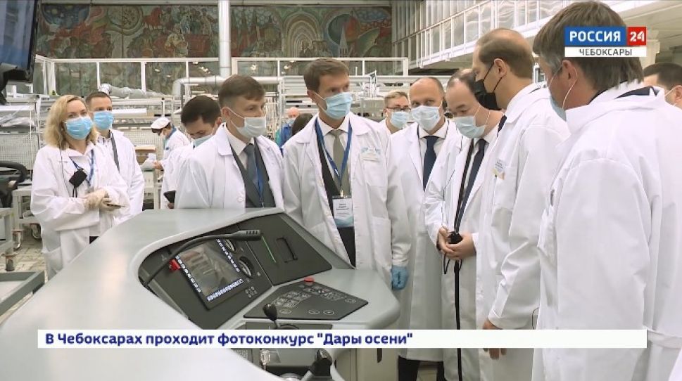 Министр промышленности России и полпред президента в ПФО посетили завод "Элара"