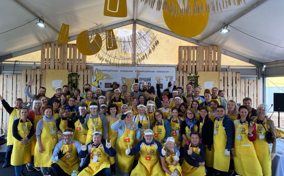 Во всероссийском конкурсе мастер-сыровар из Чувашии собрала весь комплект наград