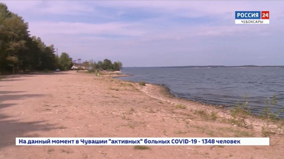 Жители Чувашии присоединились к Единому дню уборки вдоль берегов Волги