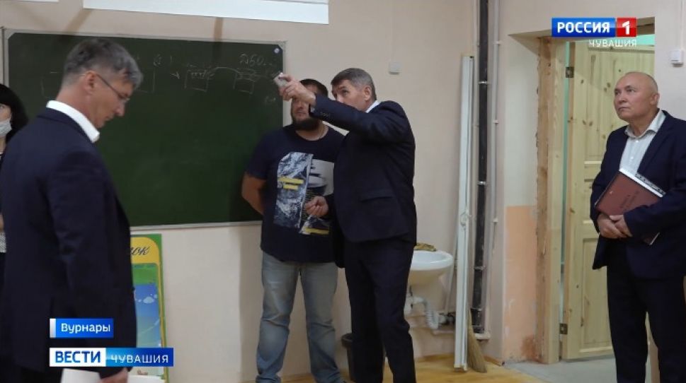 Образцовый провал: Вурнарскую школу сдавать в срок никто не торопился