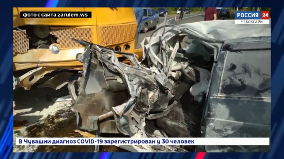 2 человека погибли в аварии со школьным автобусом в Моргаушском районе