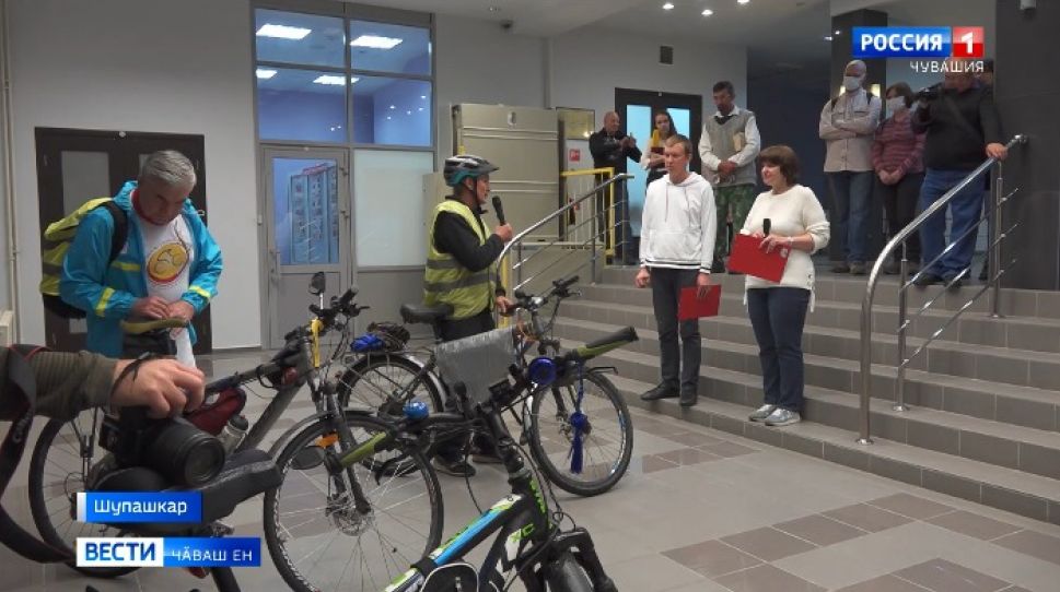 Наци библиотекинче чӑваш ҫулҫӳревҫисен пӗрремӗш форумӗ иртрӗ