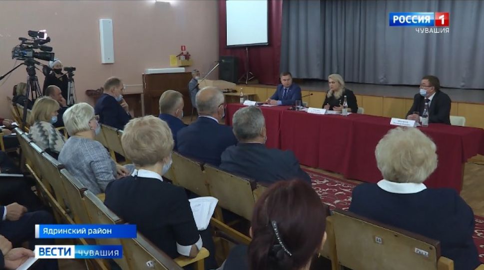 В Ядринском районе школы проверили на соблюдение ковидных требований