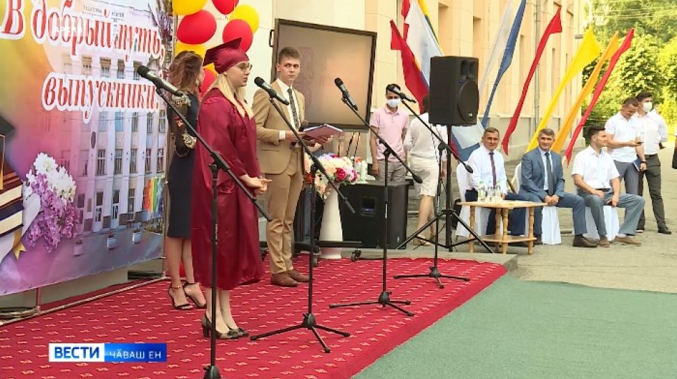 Ӗҫпе тивӗҫтерекен центрсемпе аслӑ шкулсем килӗшӳсем алӑ пусрӗҫ