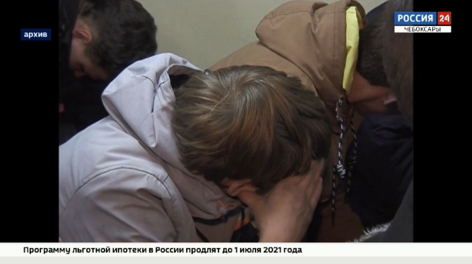 В Чебоксарах 424 школьника стоят на учете