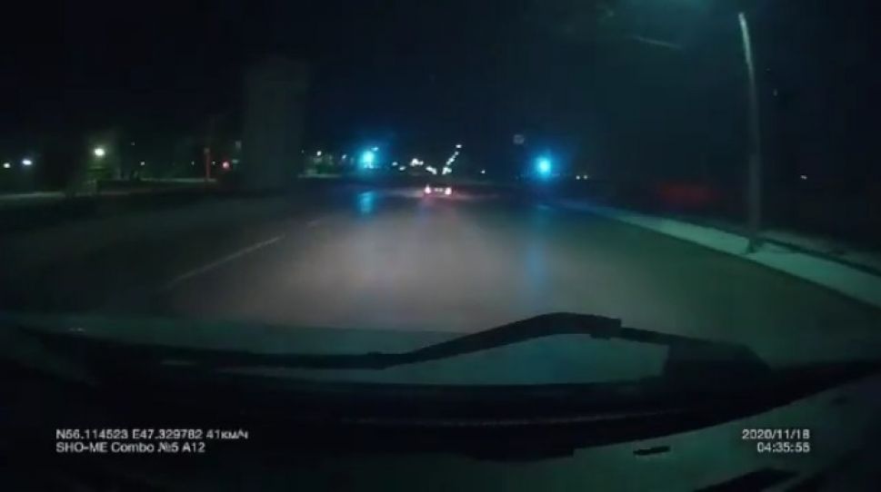 Одиночное ДТП произошло ночью в Чебоксарах. Водитель скончался