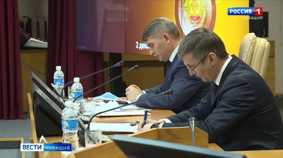 Олег Николаев провел встречу с представителями строительных компаний