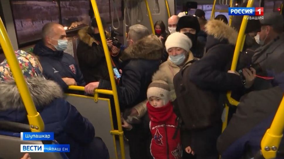 Хӑшӗн ҫулне тӑсаҫҫӗ, хӑшне пӗрлештереҫҫӗ