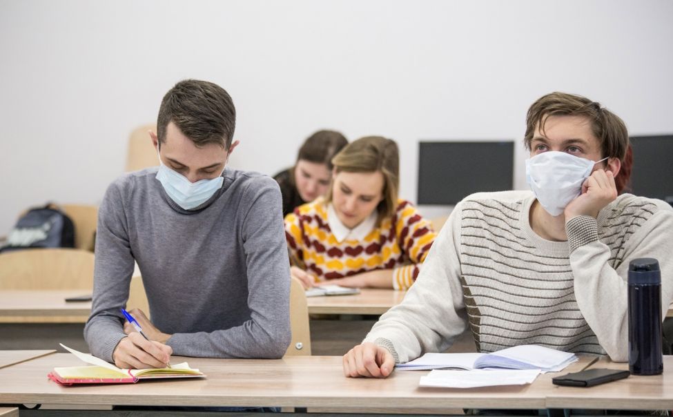 Студенты ссузов Чувашии смогут вернутся в аудитории со следующей недели