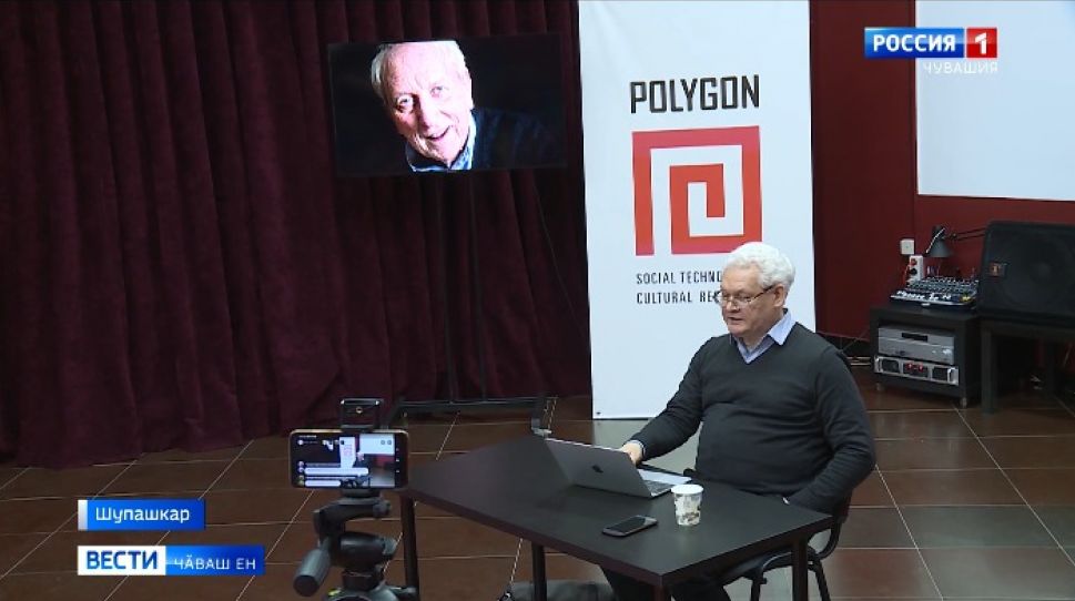 Шупашкарта Мускавра ӗҫлесе пурӑнакан ентешпе - Алёша Прокопьев тӑлмачпа курнӑҫрӗҫ