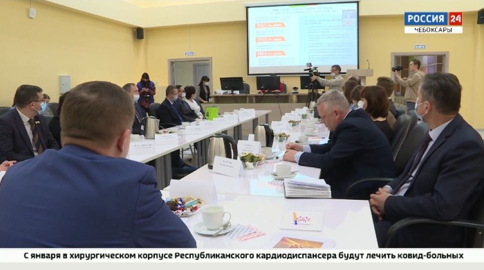 Главврачи "ковидных госпиталей" и правительство Чувашии подвели итоги 2020 года