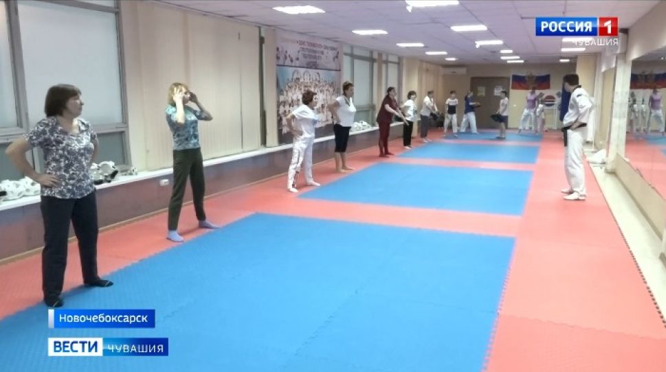 В Новочебоксарске проводят бесплатные занятия по тхэквондо для старшего поколения