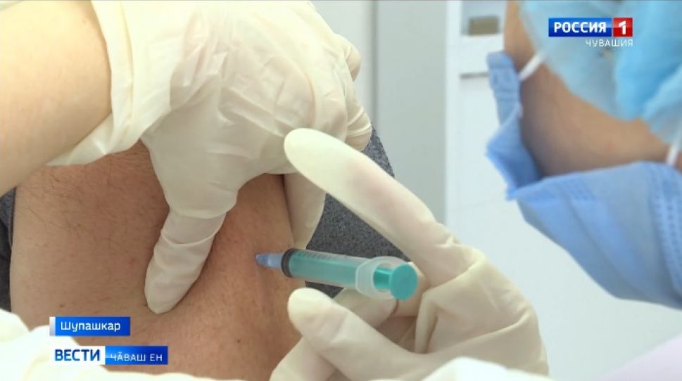 Республикӑра пурӑнакансен 60 процентне коронавирусран прививка тума палӑртаҫҫӗ