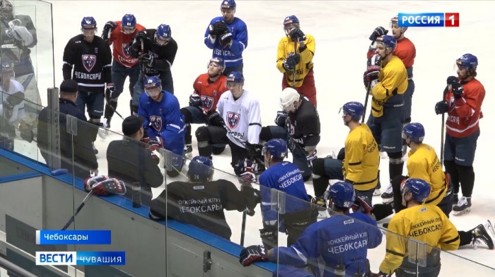 Сегодня чебоксарские «Богатыри» сразятся на льду с командой «Челны»