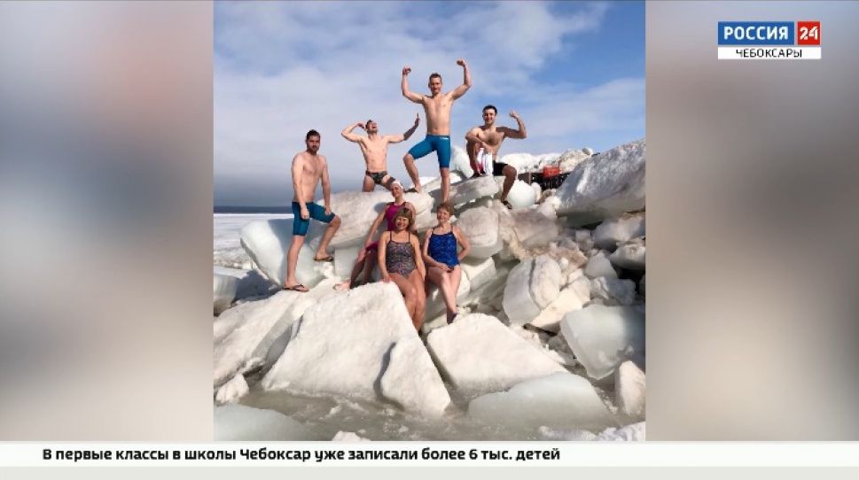 Чувашские моржи завоевали 37 медалей на чемпионате России по зимнему плаванию
