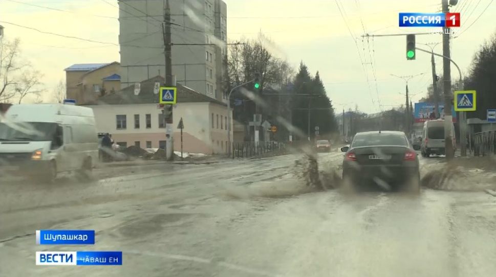 Шупашкарти Граждан урамӗнче юсав ӗҫӗсем пуҫланнӑ 