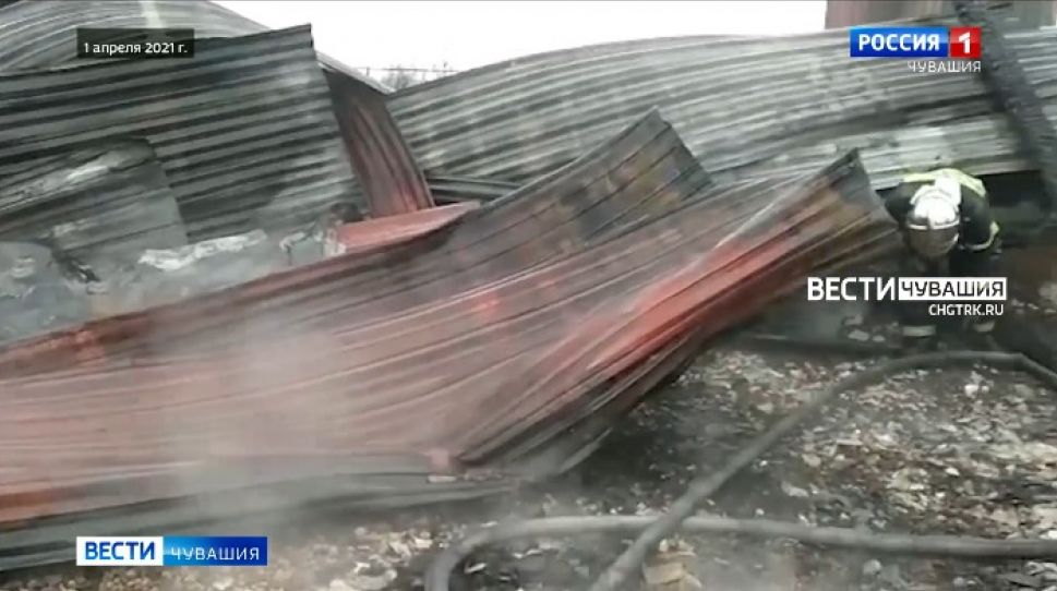 На ремонт сгоревшей крыши в Канаше направили более 10 млн рублей