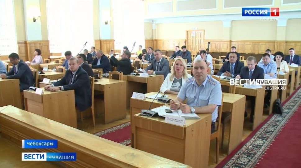 В Чебоксарах в день последнего звонка 18 школ получили сообщения об угрозе теракта