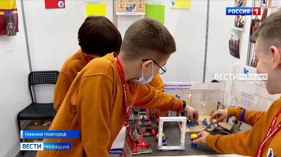 Чувашские «Кулибины» победили во всероссийском чемпионате по робототехнике