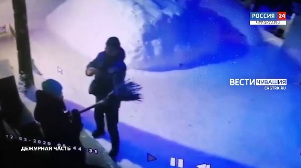Дело пьяного чебоксарца, напавшего на дворника, передадут в суд
