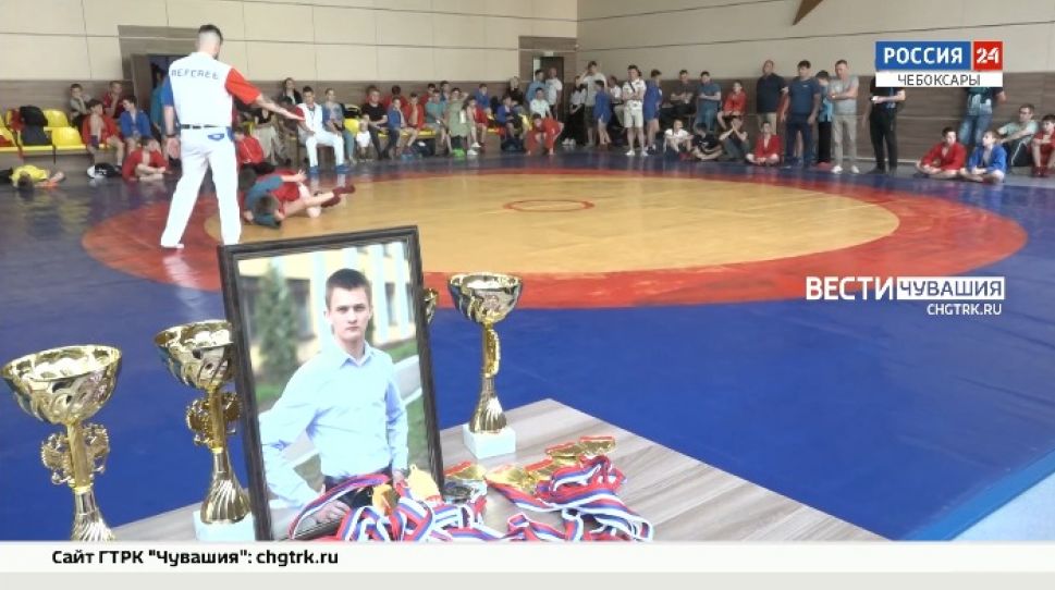 Самбисты Чувашии встретились на турнире памяти Ивана Клементьева