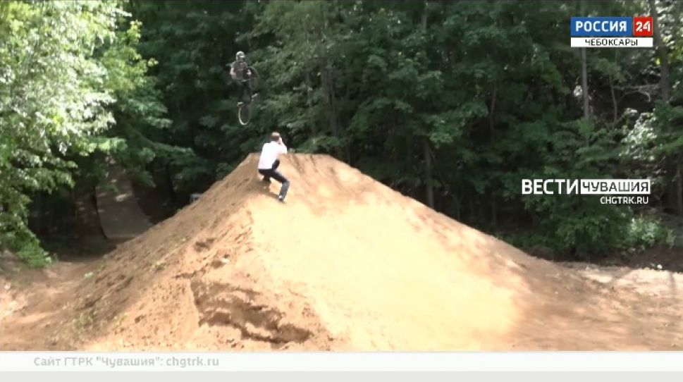 В Чебоксарах на Московской набережной открылся экстримпарк