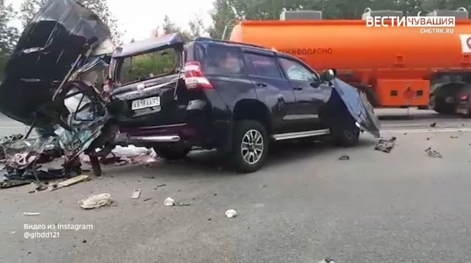 На трассе М7 близ Чебоксар внедорожник столкнулся с бетономешалкой