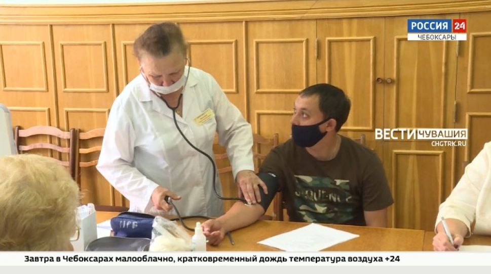 Сотрудники администрации Чебоксар проходят вакцинацию от COVID-19