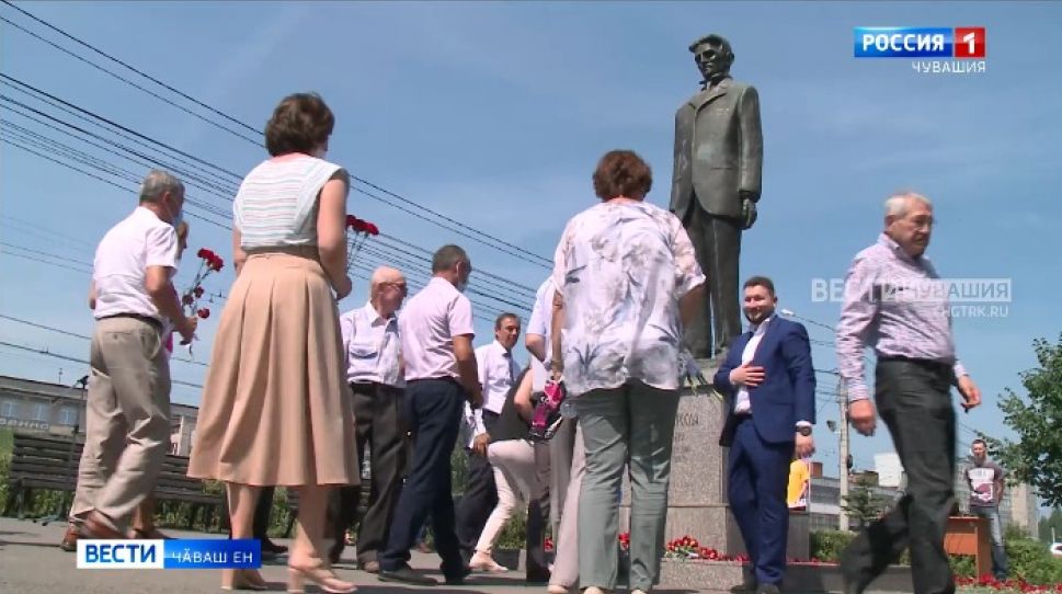 Шупашкарта Никола Тесла паллӑ ӑсчах ҫуралнӑранпа 165 ҫул ҫитнине паллӑ турӗҫ