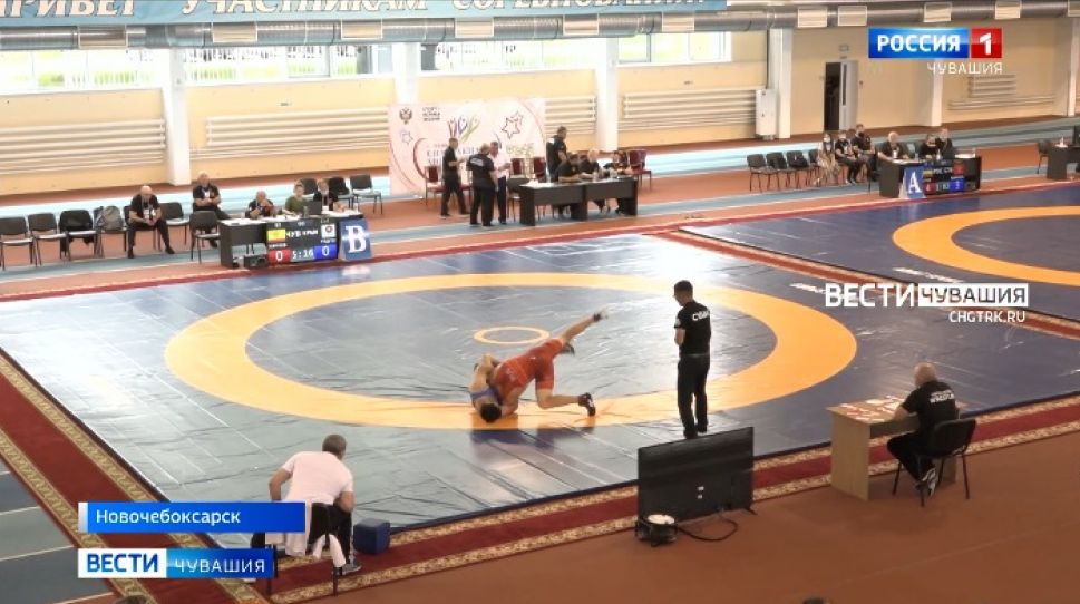В Новочебоксарске проходит молодежная Спартакиада России среди борцов-вольников