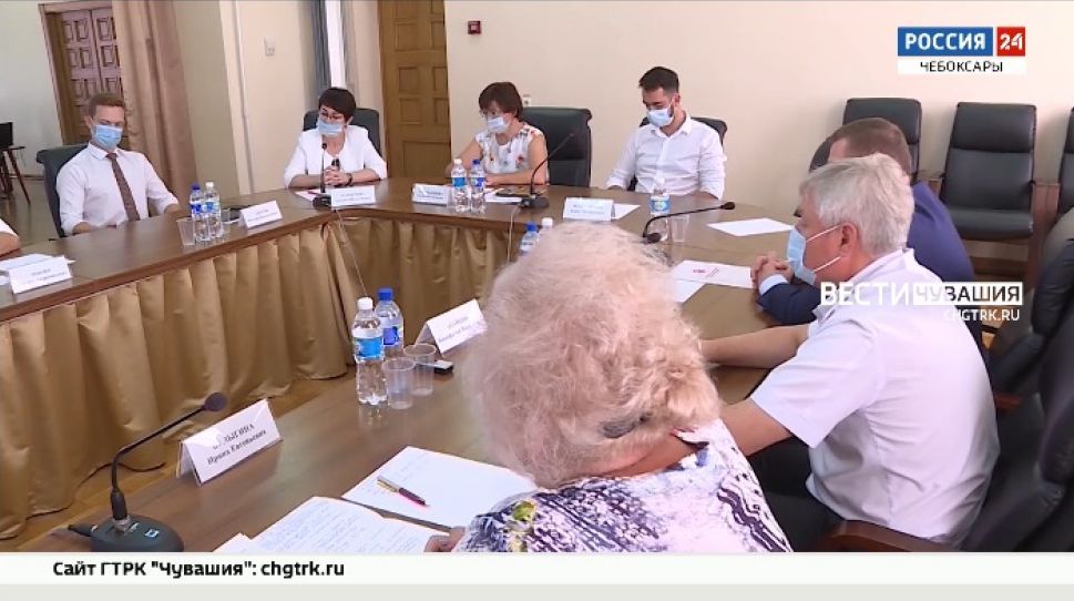 Члены Общественной Палаты Чувашии встретились с главными врачами ведущих медучреждений