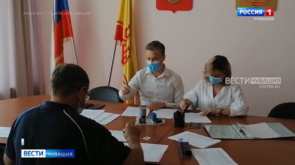 В Чувашии кандидаты продолжают подавать документы в ЦИК на выборы в Госдуму