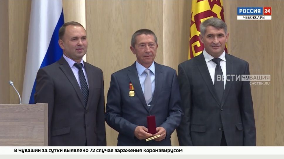 Более 9 тысяч сотрудников избиркомов Чувашии отмечают профессиональный праздник