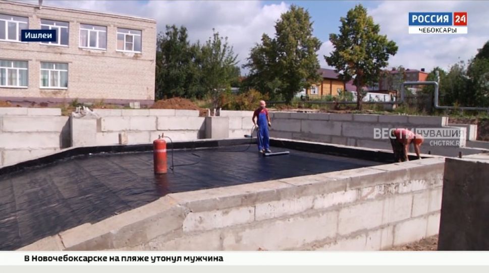 В селе Ишлеи началось строительство трехэтажного ФОКа с бассейном