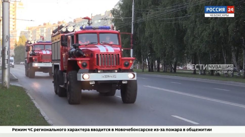 Пожарные Чувашии отправились в Мордовию на тушение лесного пожара 