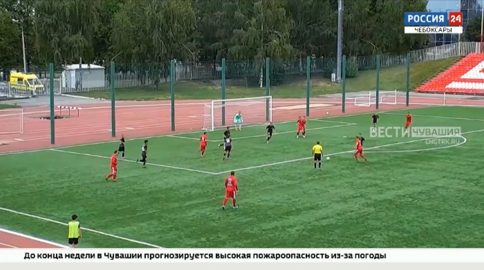 Чебоксарский ФК «Спартак на домашнем поле обыграл тольяттинский «Акрон»
