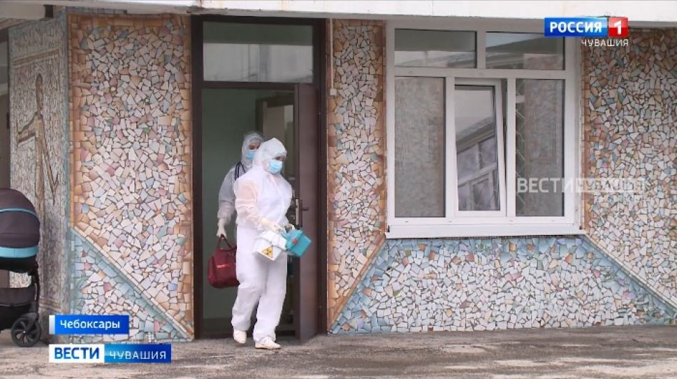 В Чебоксарах работает мобильная ковидная бригада для лечения детей