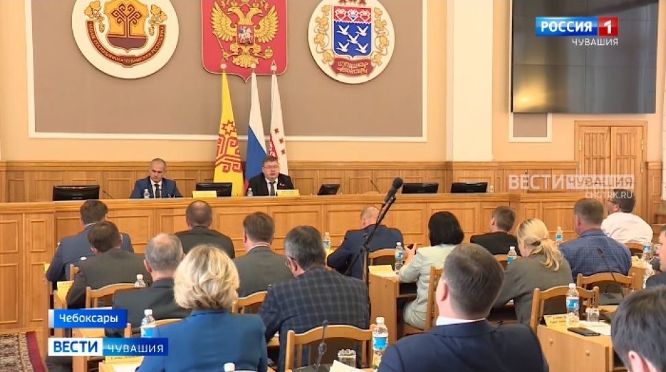 В Чебоксарах обсудили работу общественного транспорта