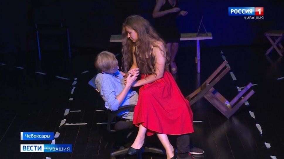 Камерный театр в Чебоксарах подготовил премьеру спектакля "Родня"