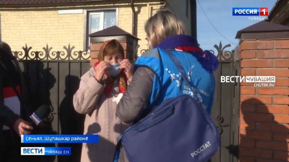 Килтен киле ҫӳрет... ҫыравҫӑ